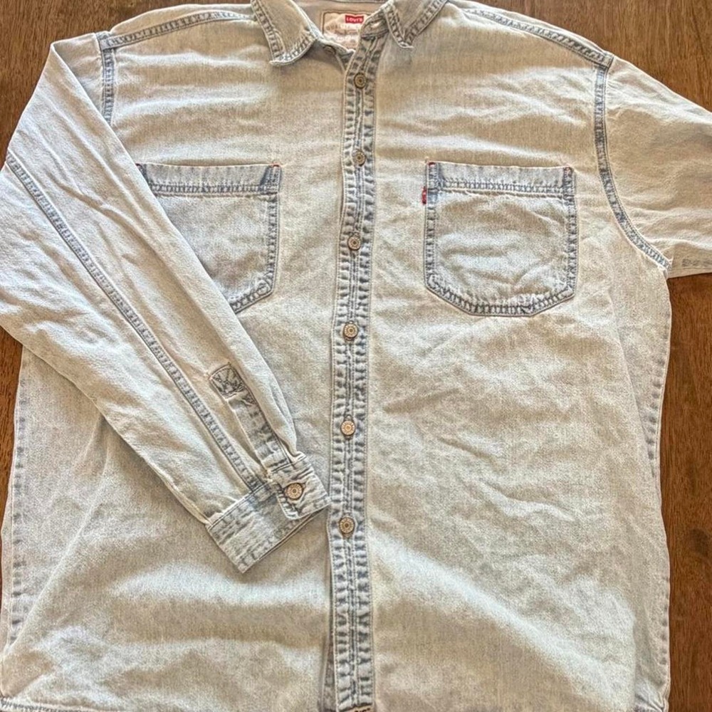 Levi's Red Tab Men's L Blue Denim Long Sleeve Button-Up Shirt Pockets